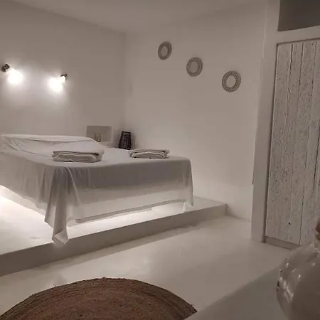 Casa de Férias Andria's Chrisi Akti (Paros)