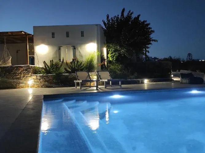 Andria's * Chrisi Akti (Paros)