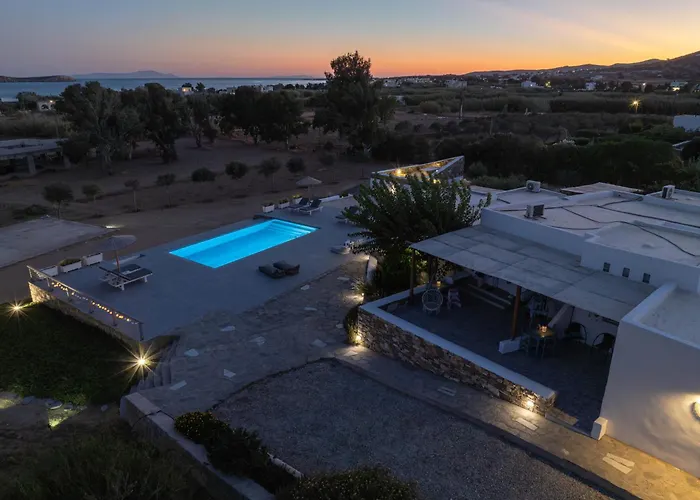 Andria's * Chrisi Akti (Paros)